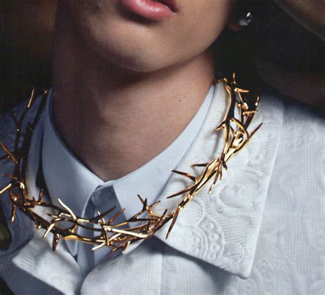 givenchy bridal necklace|Givenchy crown of thorns necklace.